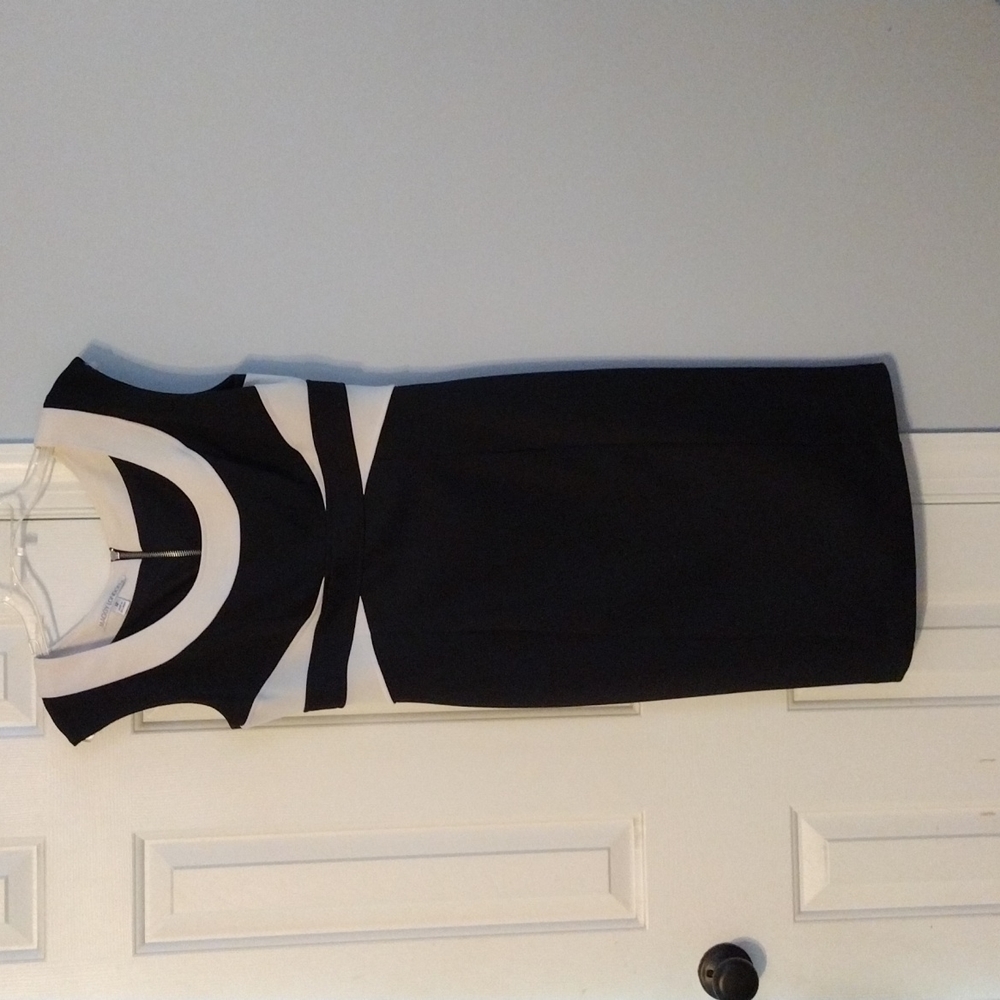 Black dress with cream accentd